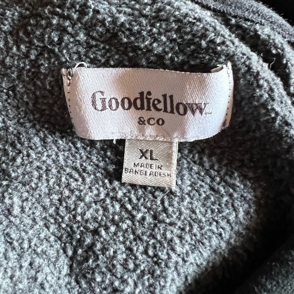 Goodfellow & CO Gray and Black XL Sweatshirt - Picture 2 of 2